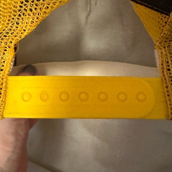 Reserve Supply Co yellow logo trucker hat - NWOT - Picture 6 of 9